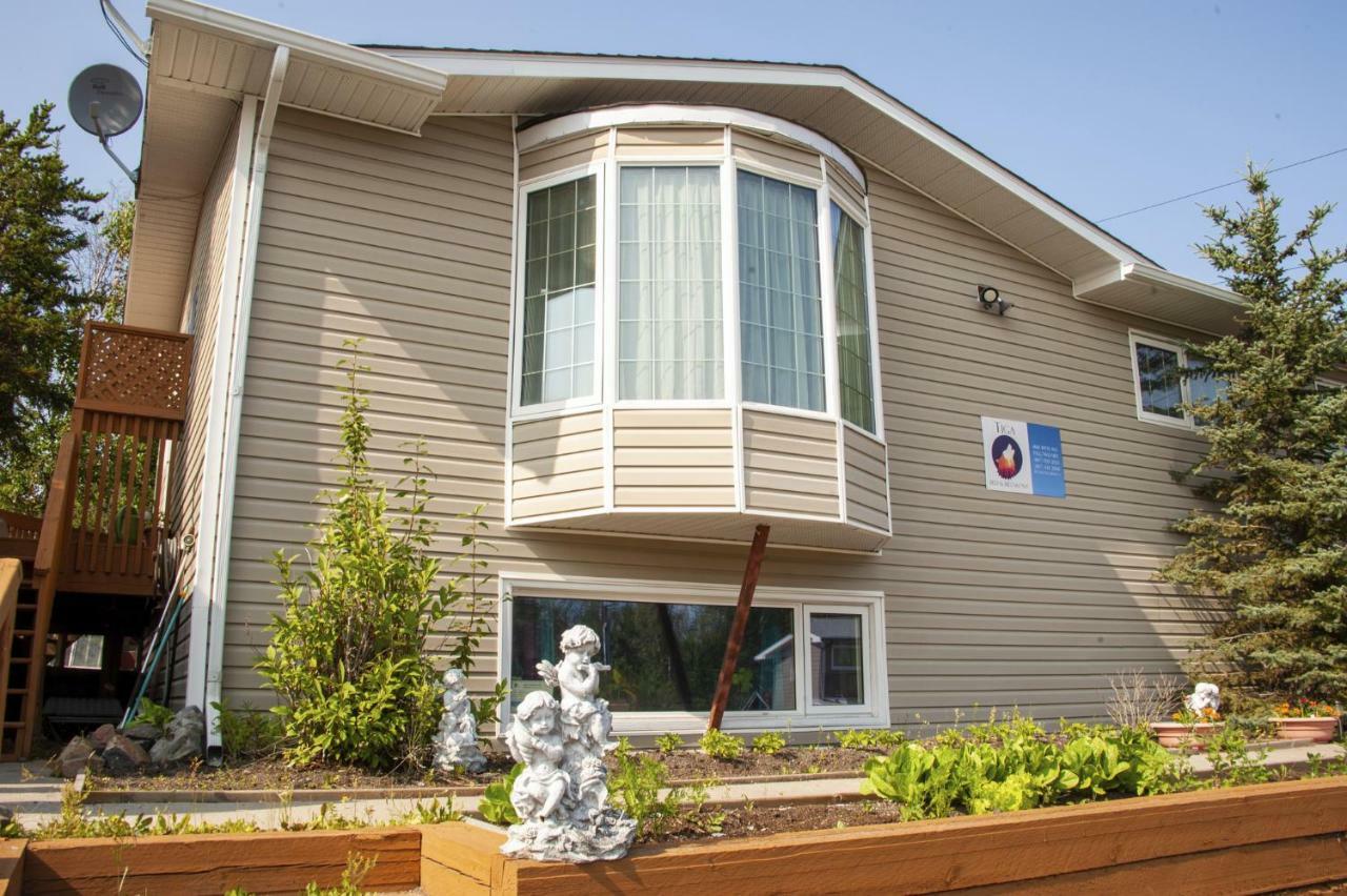 Tiga Bed And Breakfast Yellowknife Exteriér fotografie