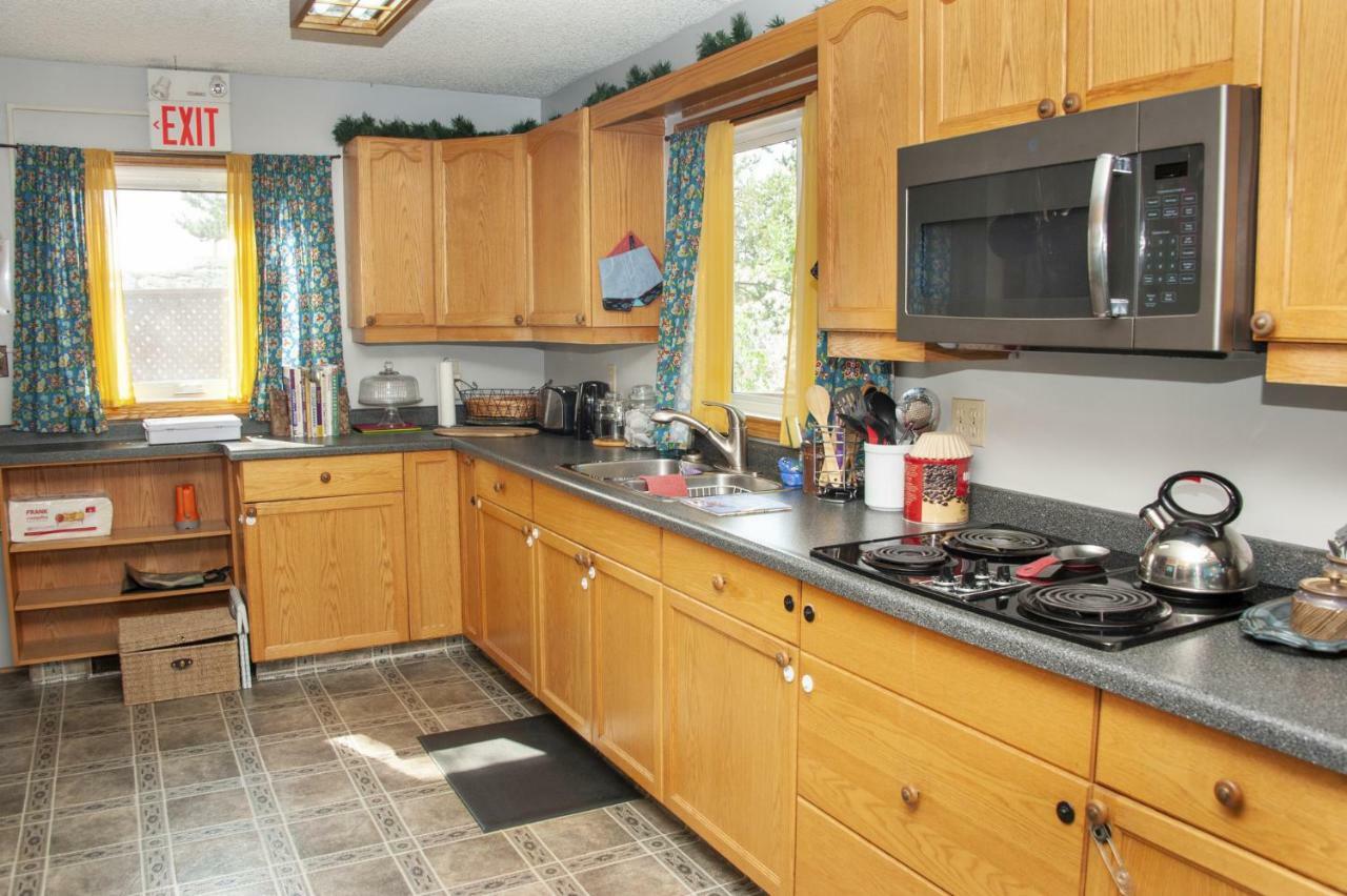 Tiga Bed And Breakfast Yellowknife Exteriér fotografie