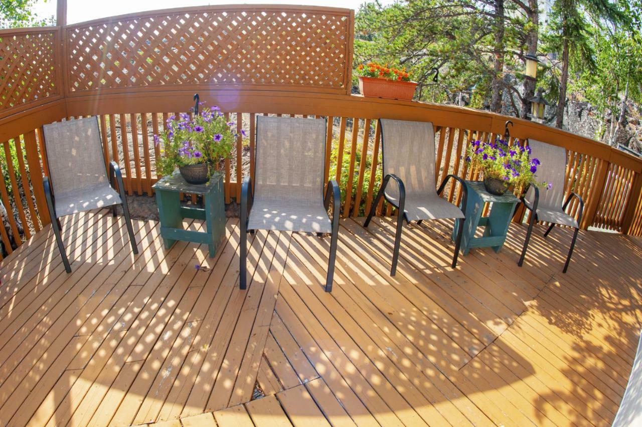 Tiga Bed And Breakfast Yellowknife Exteriér fotografie